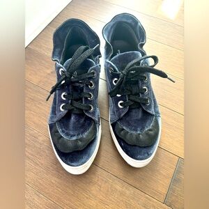 Primabase Italian brand velvet sneakers